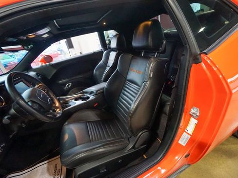 Used 2016 Dodge Challenger R/T Scat Pack image 13