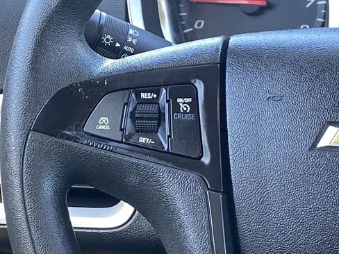 Used 2015 Chevrolet Equinox LS FWD image 25