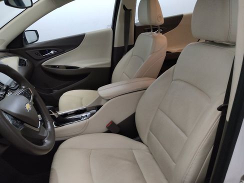 Used 2024 Chevrolet Malibu LT FWD image 17