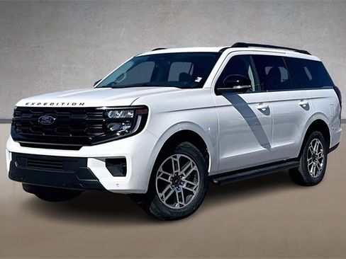 New 2026 Ford Expedition Active image 1