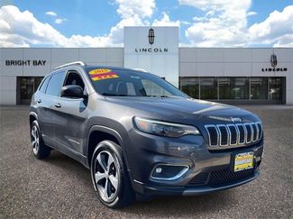 Used 2019 Jeep Cherokee Limited image 1
