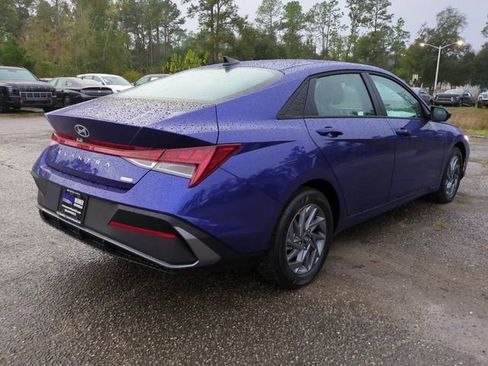New 2026 Hyundai Elantra Blue image 5