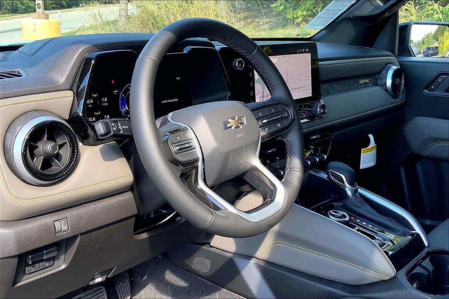 New 2026 Chevrolet Colorado ZR2 w/ Technology Package AWD/4WD image 7