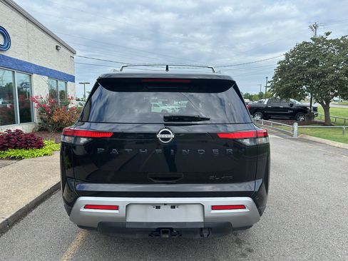Used 2023 Nissan Pathfinder SL w/ SL Premium Package AWD/4WD image 5