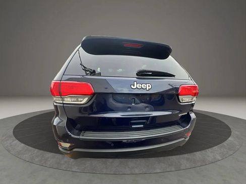 Used 2018 Jeep Grand Cherokee Laredo RWD image 7