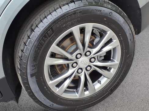 Certified 2023 Cadillac XT5 Premium Luxury AWD/4WD image 9