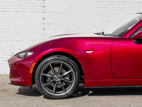 Used 2019 MAZDA MX-5 Miata RF Grand Touring image 10