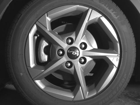 Used 2025 Kia K4 FWD image 12