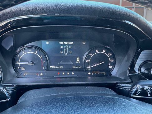 Used 2022 Lincoln Corsair AWD w/ Equipment Group 101A image 25