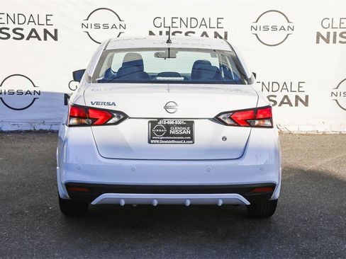 Certified 2025 Nissan Versa S w/ Trunk Package image 7