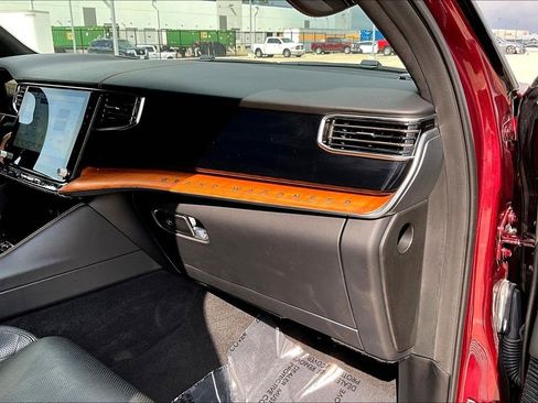Used 2024 Jeep Grand Wagoneer L Series III image 21