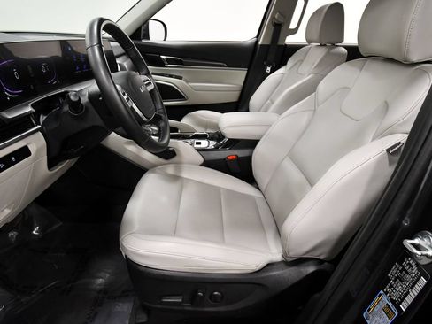 Certified 2024 Kia Telluride S AWD/4WD image 14