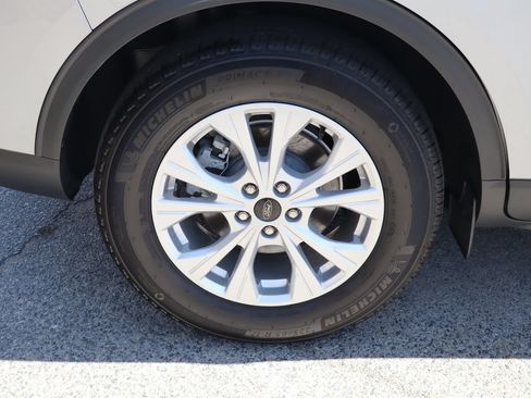 Used 2024 Ford Escape Active w/ Tech Pack #2 FWD image 11