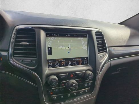 Used 2018 Jeep Grand Cherokee Trailhawk AWD/4WD image 12