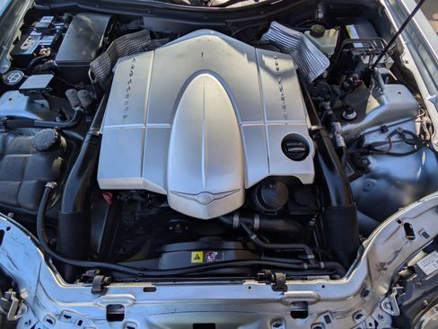 Used 2004 Chrysler Crossfire Coupe RWD image 16
