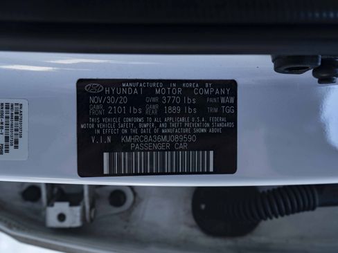 Used 2021 Hyundai Venue SEL FWD image 40