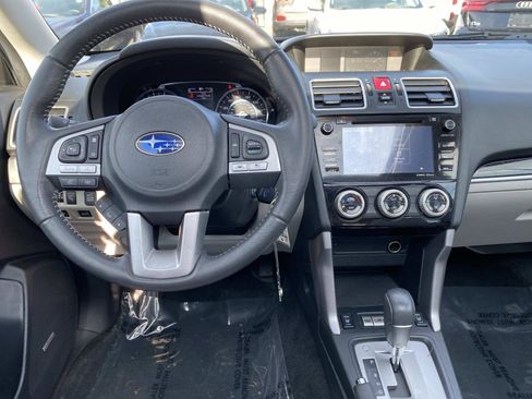 Used 2018 Subaru Forester 2.5i Limited AWD/4WD image 12