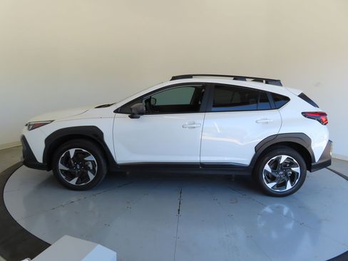 Used 2025 Subaru Crosstrek 2.5i Limited w/ Crosstrek Mirror Package image 7