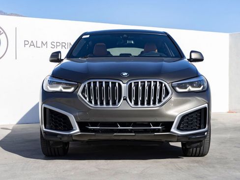 Used 2022 BMW X6 xDrive40i w/ Premium Package AWD/4WD image 4