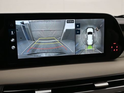 Used 2024 Hyundai Palisade Calligraphy image 17