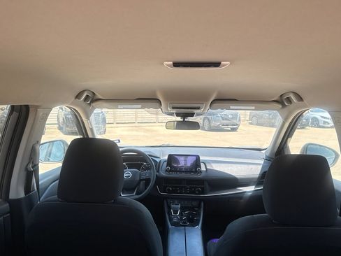 Certified 2025 Nissan Rogue S AWD/4WD image 34