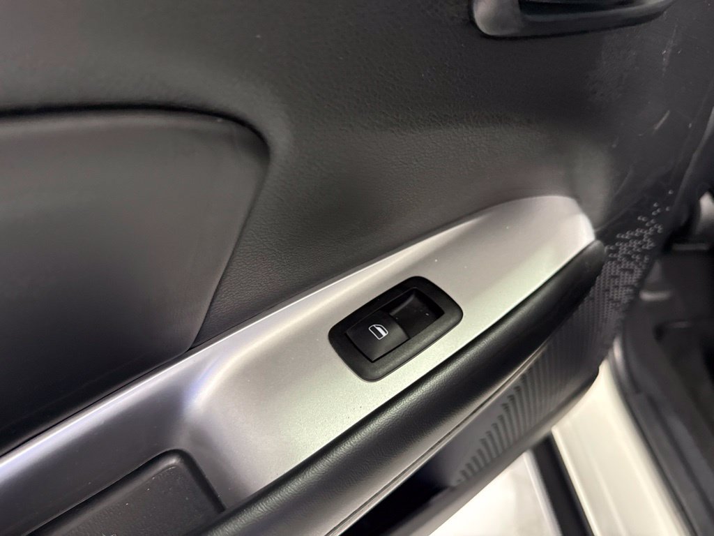 Used 2014 Dodge Journey SXT w/ Flexible Seating Group FWD image 18