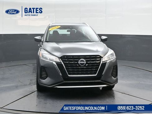 Used 2024 Nissan Kicks SV FWD image 5