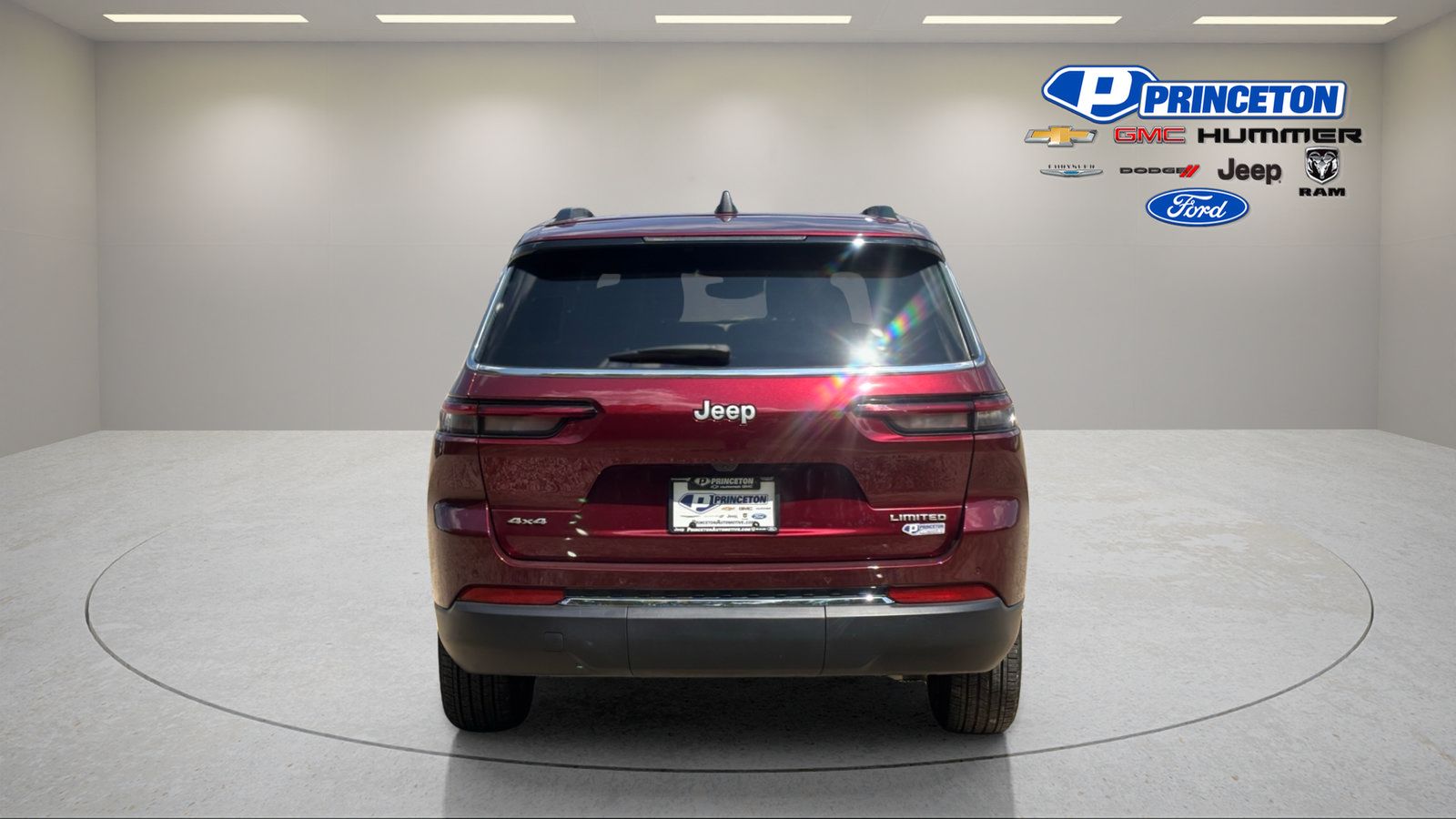 Used 2024 Jeep Grand Cherokee L Limited AWD/4WD image 6