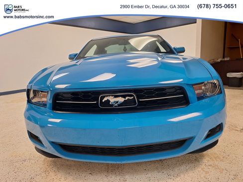 Used 2010 Ford Mustang Coupe RWD image 17