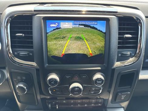 Used 2018 RAM 2500 Laramie w/ Sport Appearance Group AWD/4WD image 15
