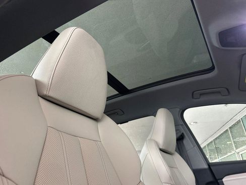 New 2025 Audi Q6 e-tron Premium Plus image 16