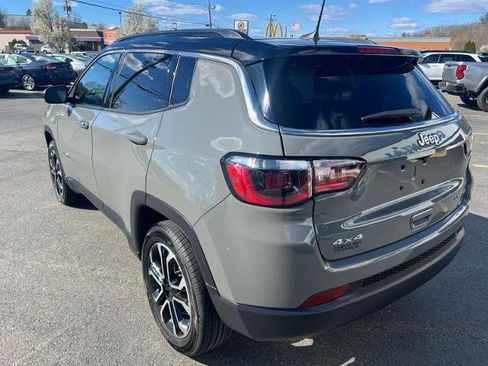 Used 2022 Jeep Compass Limited w/ Sun and Sound Group AWD/4WD image 15