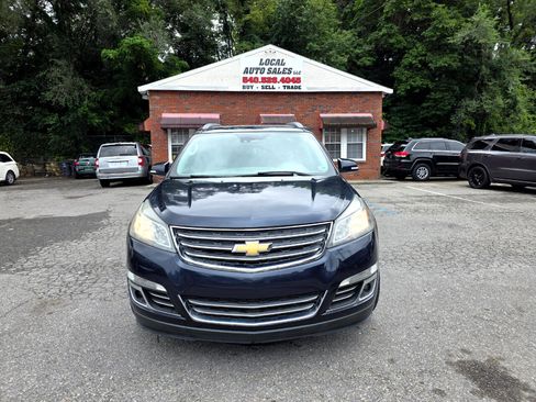 Used 2017 Chevrolet Traverse Premier image 2