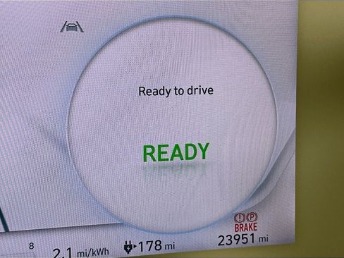 Used 2024 Hyundai Ioniq 5 SEL image 18