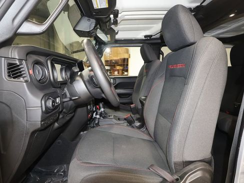 Used 2024 Jeep Wrangler Unlimited Rubicon image 22