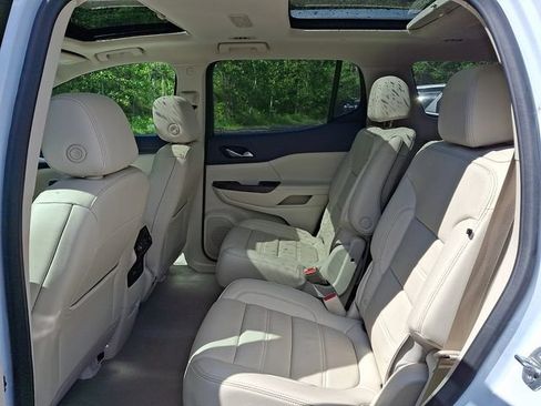 Used 2023 GMC Acadia Denali w/ Denali Ultimate Package AWD/4WD image 12