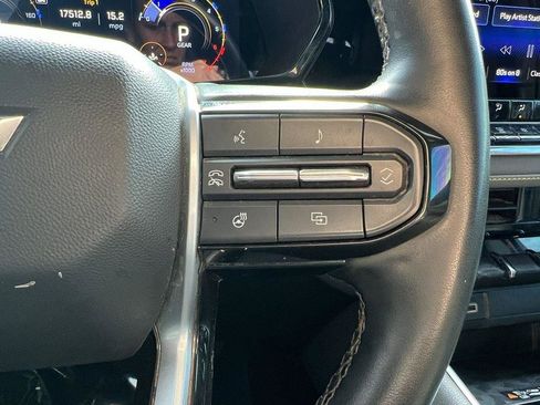 Used 2024 Chevrolet Colorado ZR2 w/ ZR2 Convenience Package III image 59