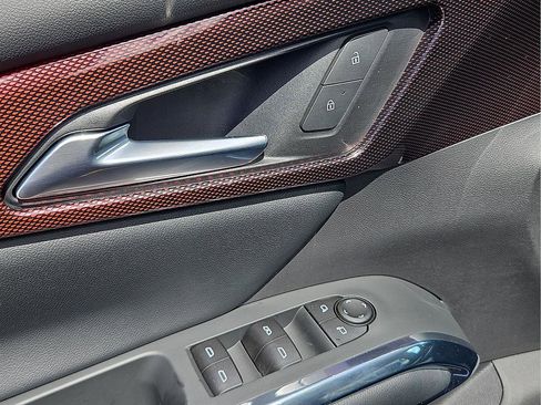 Used 2026 Chevrolet Traverse Z71 w/ LPO, Floor Liner Package image 10