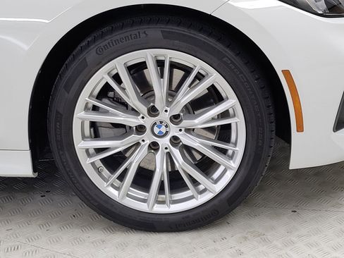 Used 2023 BMW 330i 330i w/ Driving Assistance Package image 10