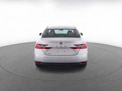 Used 2025 Toyota Camry LE image 10
