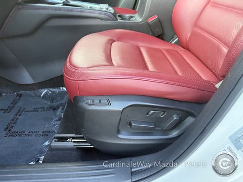 Used 2025 MAZDA CX-5 Carbon Edition image 24