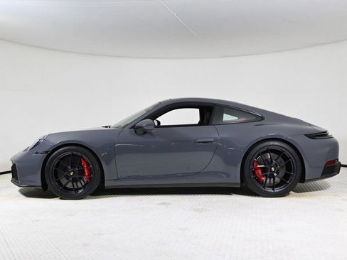 Certified 2025 Porsche 911 GTS image 2