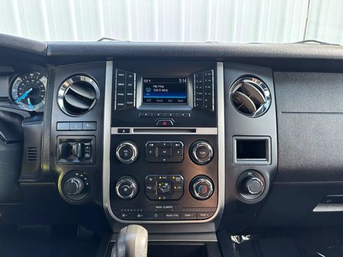 Used 2016 Ford Expedition XL w/ Equipment Group 101A AWD/4WD image 25