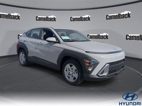 New 2026 Hyundai Kona SE image 1