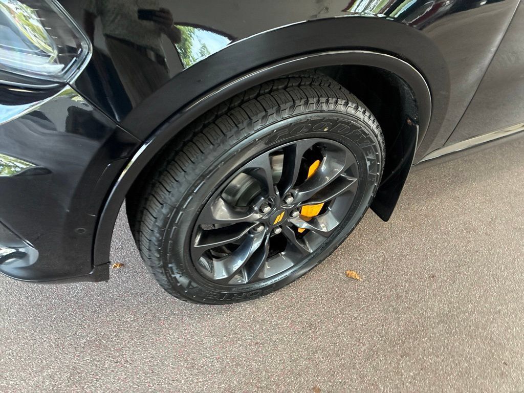 Certified 2023 Dodge Durango R/T w/ Hemi Orange Plus Package AWD/4WD image 7