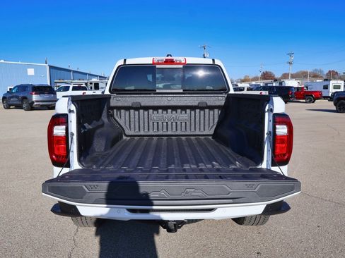 New 2026 GMC Canyon Denali image 5