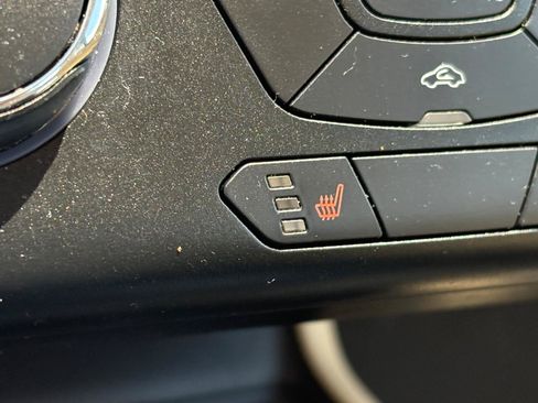 Used 2013 Ford Fusion SE FWD image 10