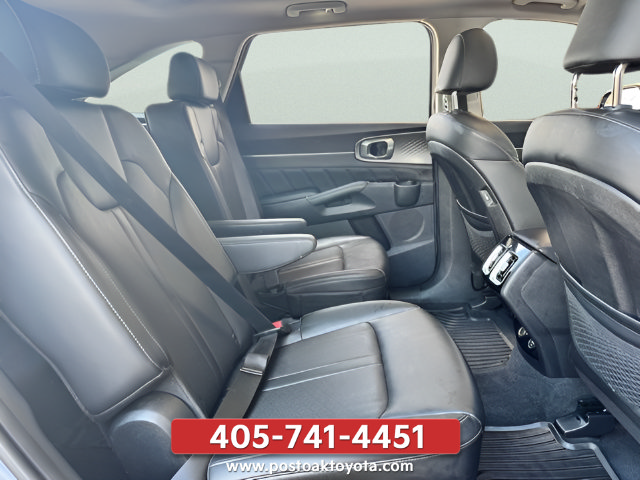 Used 2023 Kia Sorento SX AWD/4WD image 32