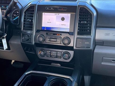 Used 2021 Ford F250 XLT w/ XLT Premium Package image 10