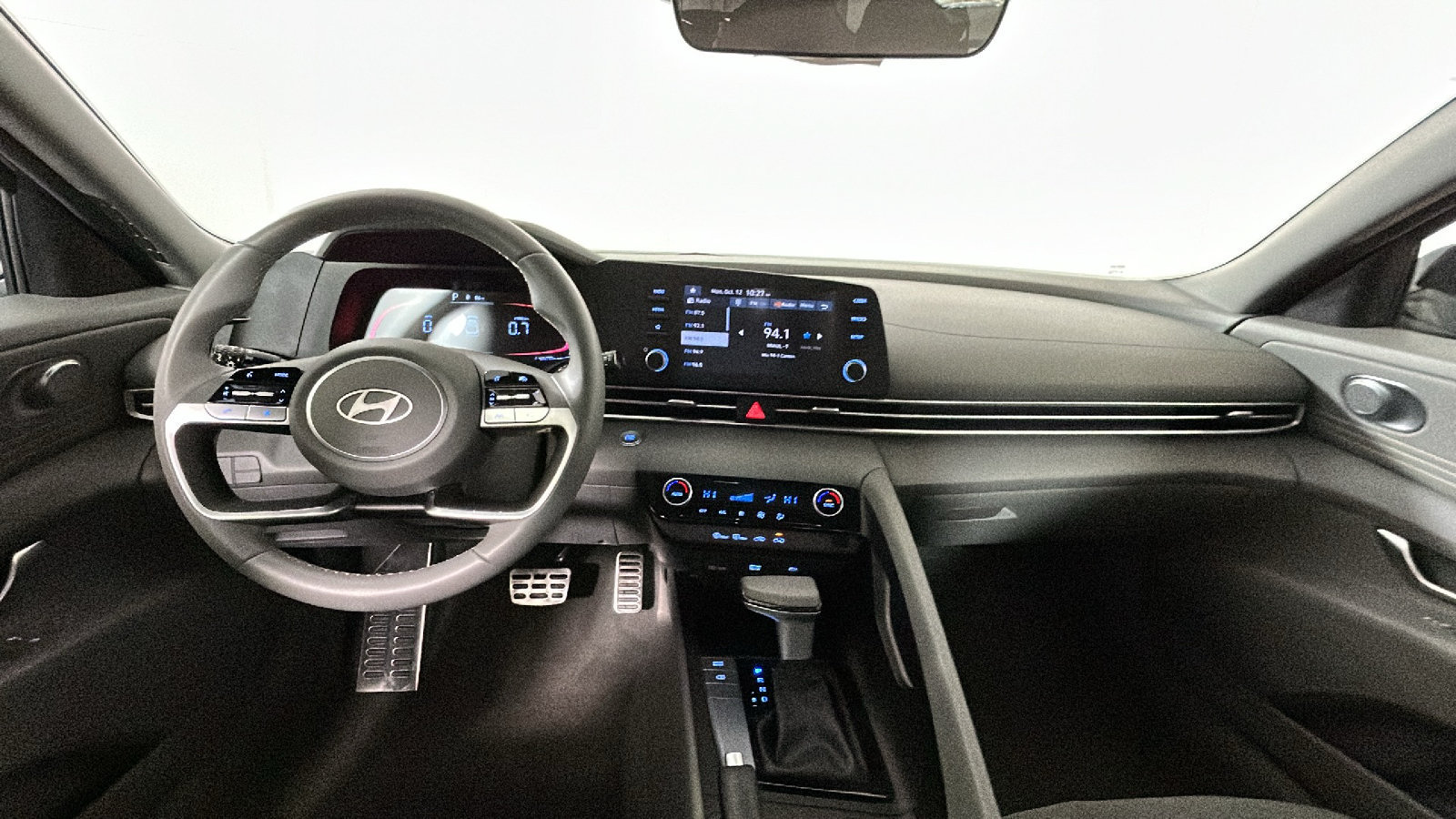 Used 2026 Hyundai Elantra Sport FWD image 32